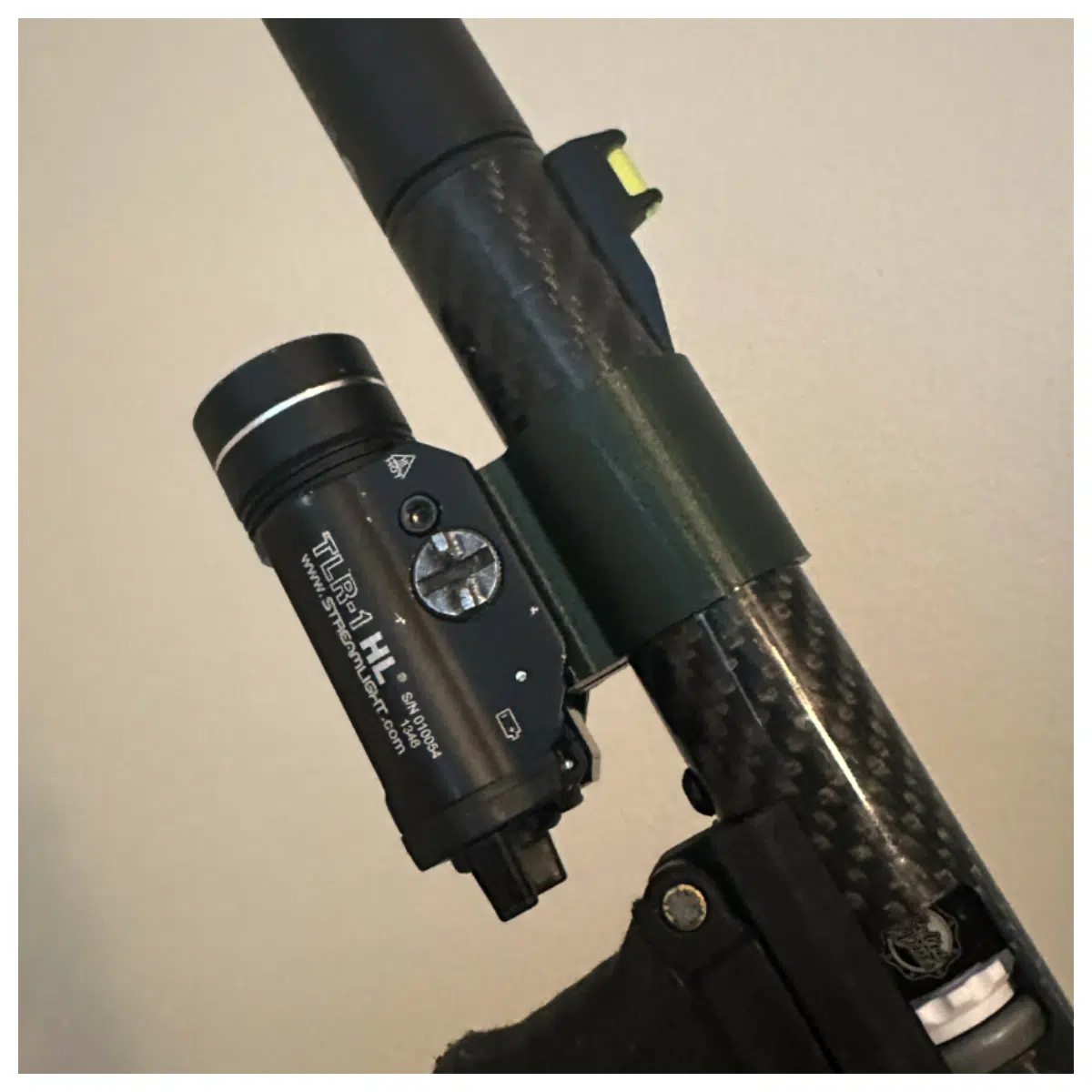 Carbon Fiber Picatinny Rail Mount Upper Handguard Shooting Sports Accessory Enhanced Stability