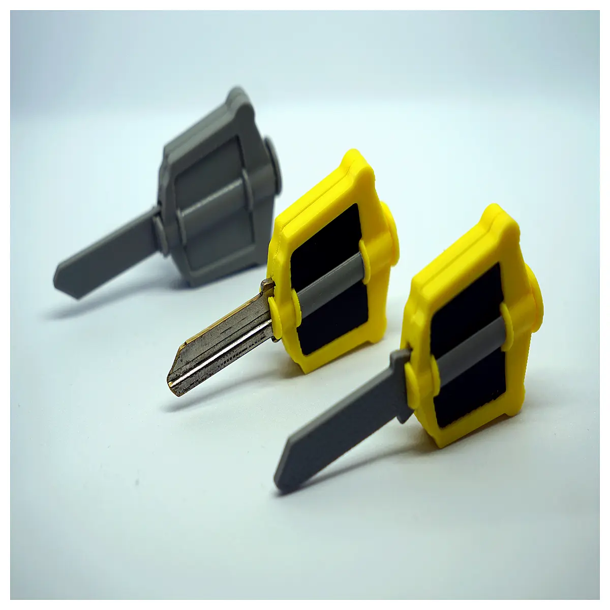 keyblade keychain cosplay accessory collectible fans