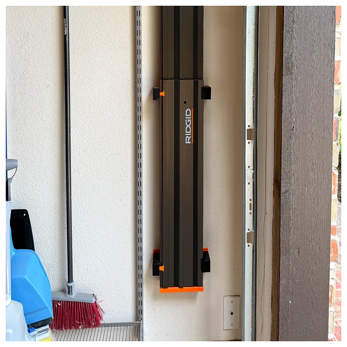 ridgid track saw bracket stacking system for table saw fence extension and precision alignment guide