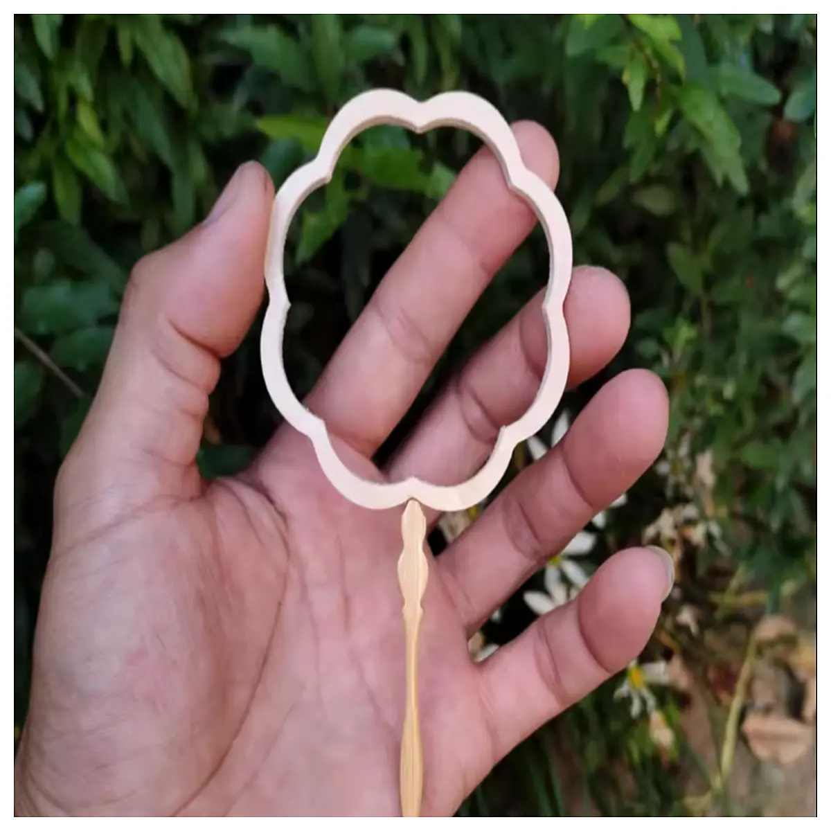 Silk Hand Eight Panel Design Elegant Fanning Traditional Craft Silk Accessories Tussam