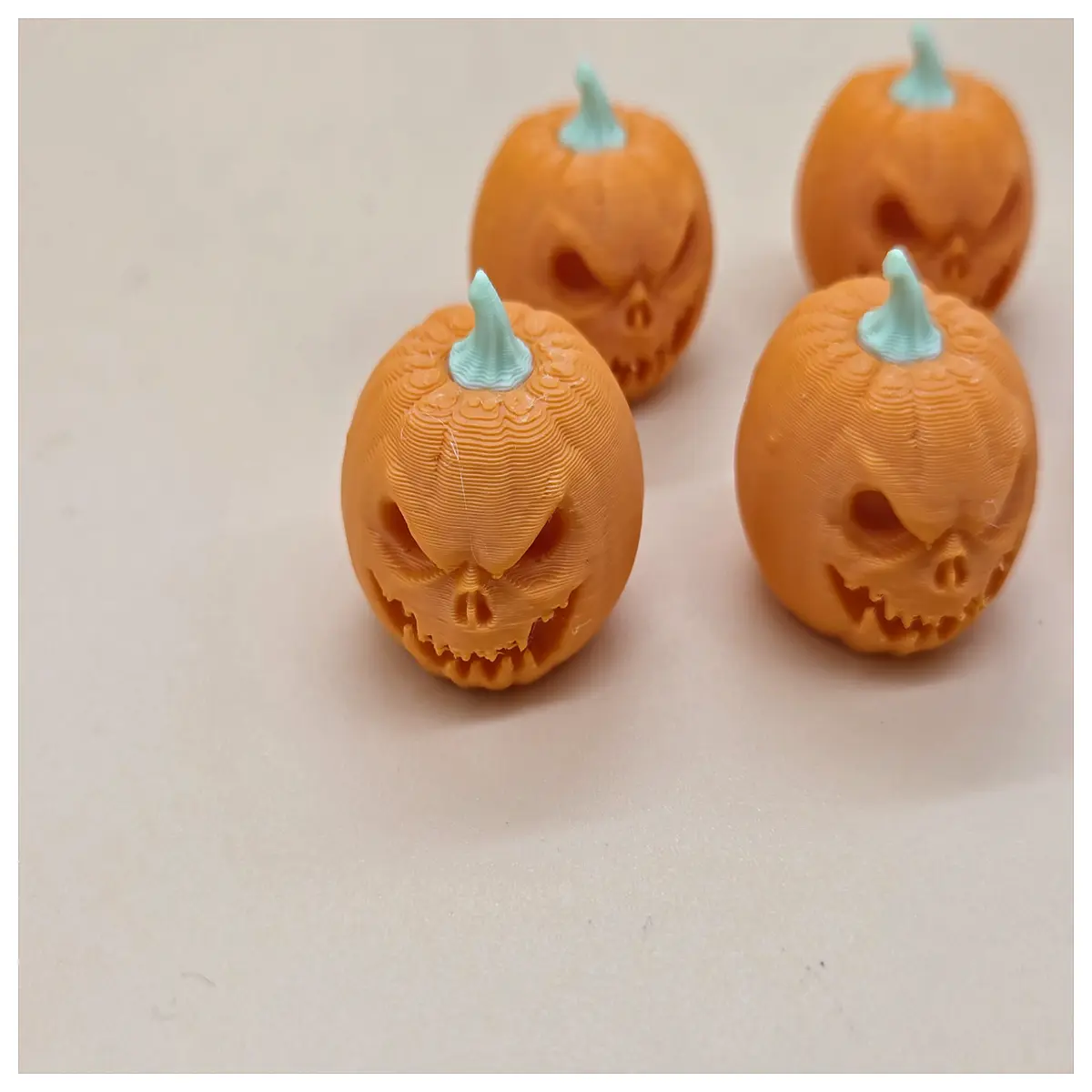 Mini Halloween Sculpture Decoration Festival Kids Toy Creative Small Halloween Gift