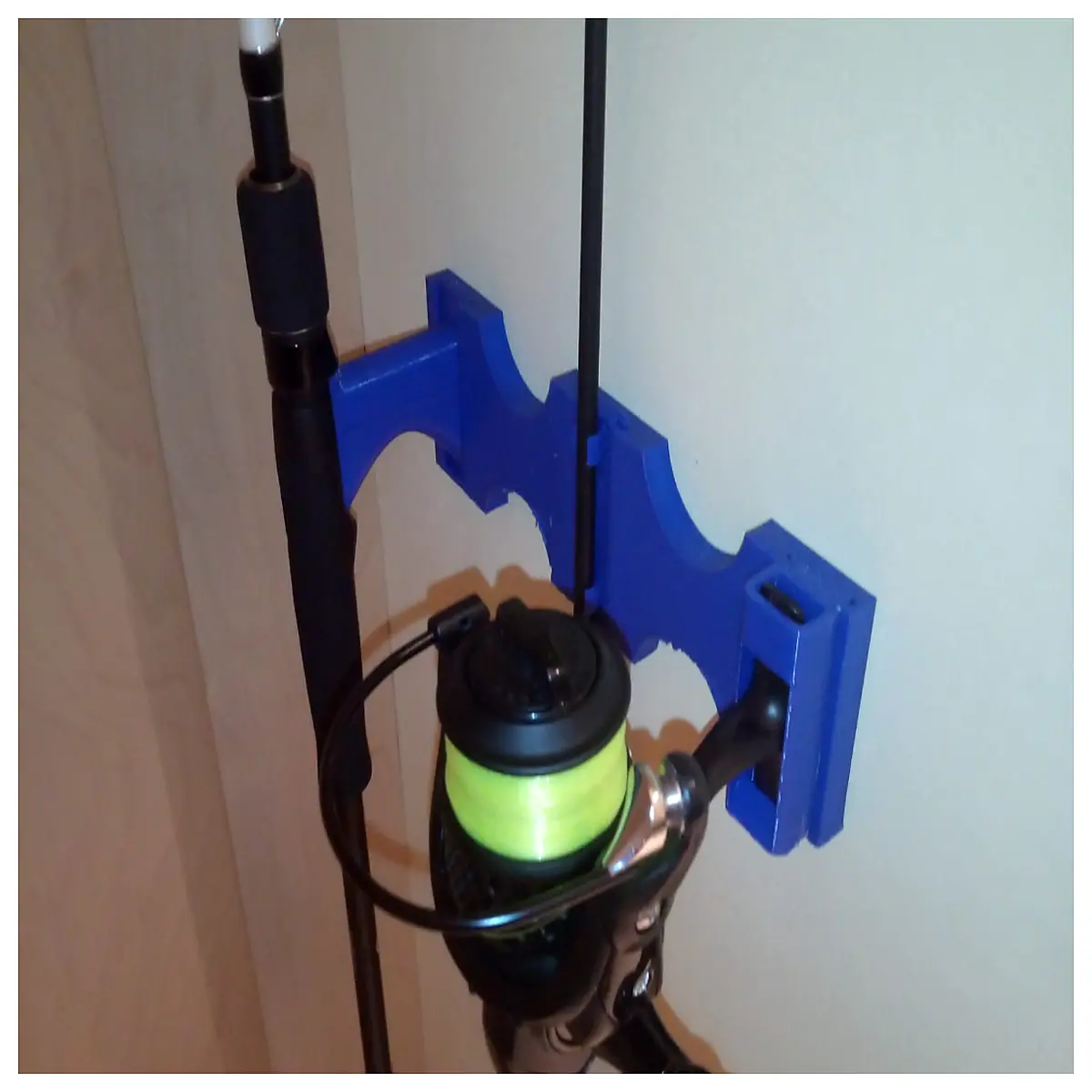 Fishing Rod Wall Mount Holder with Reel Fishing Tackle Display Rack Rod Storage Solution