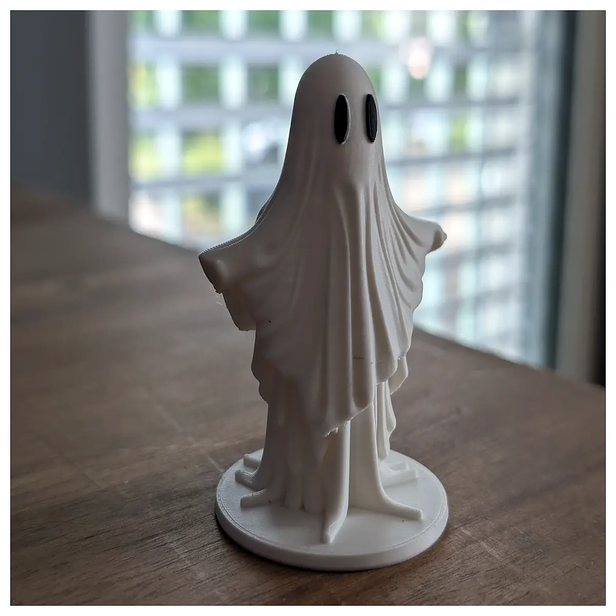 Halloween Decoration Classic Ghost Figurine Haunted House Props Festive Decor Spooky Atmosphere Decoration Accessories
