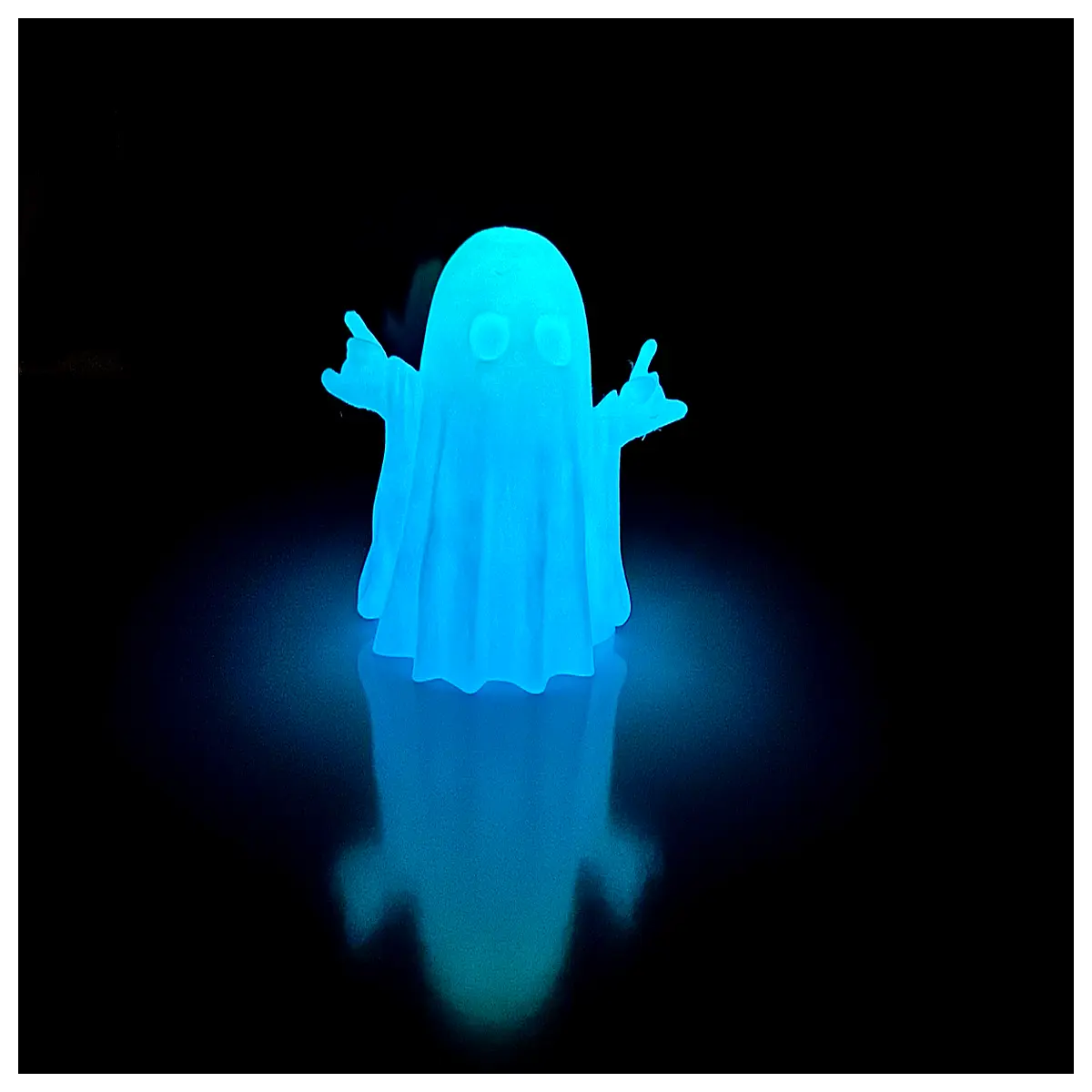 glow in the dark ghost decoration halloween party spooky decor up haunted house props