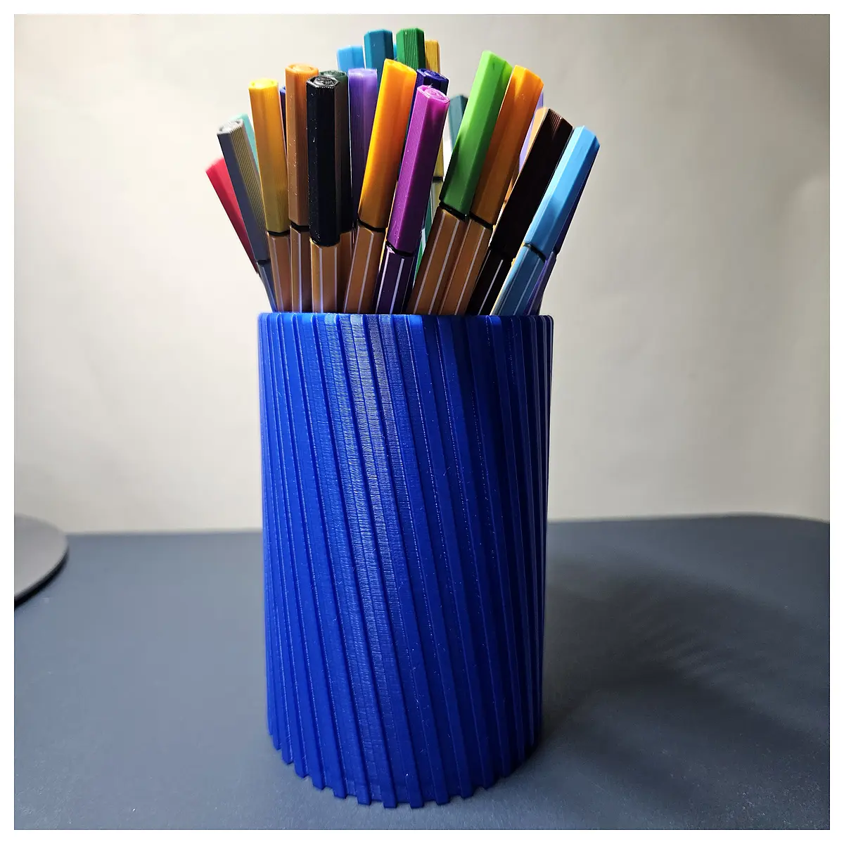 Modern Pen Holder Desk Organizer Writing Accessories Pen Case Study Supplies Student Gift Pen Storage