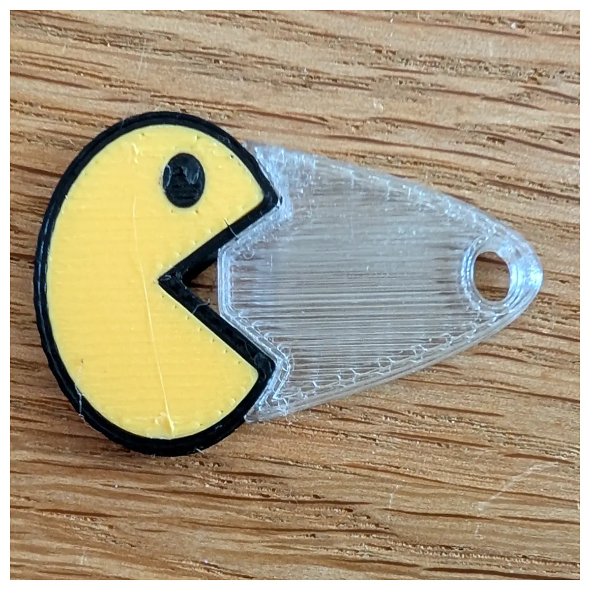 keychain with shopping cart chip retro arcade game toy collectible metal pendant for bag funny gamer gift