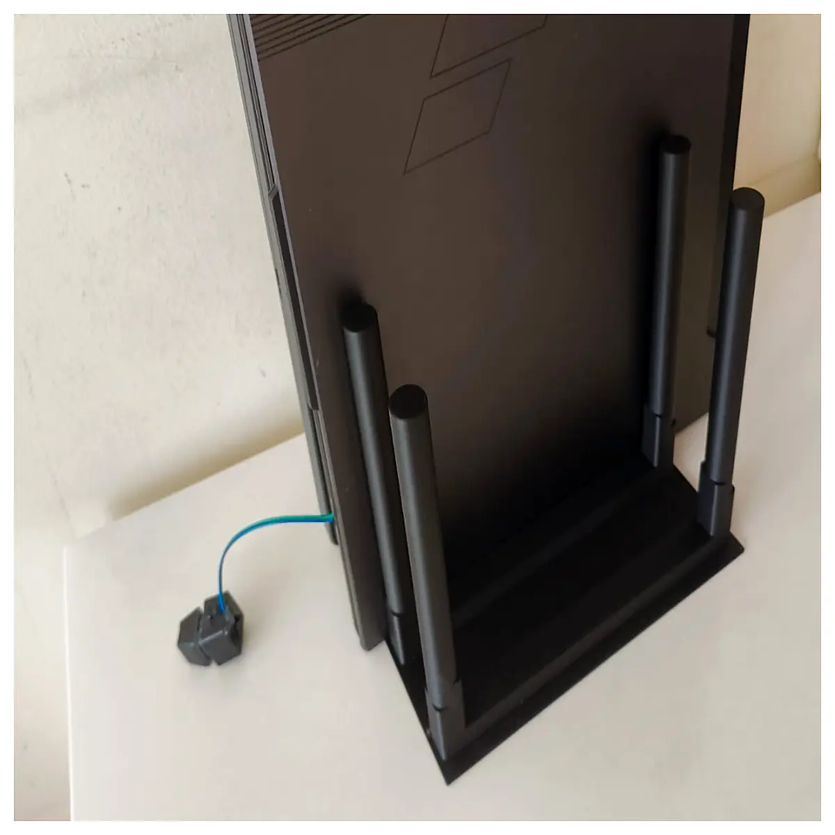 Multi Laptop Stand 30mm Thick 3 Slot Laptop Cooling Stand Desktop Adjustable Holder Vertical Laptop Support