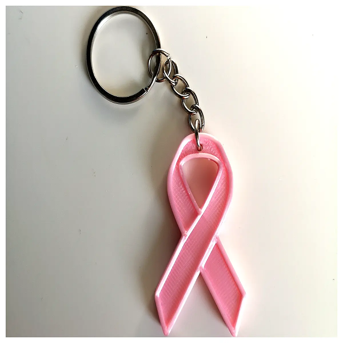 Pink Ribbon Keychain Memorial Gift Patriotic Ribbon Decoration Red Commemorative Keychain Gift Remembrance Day Accessory