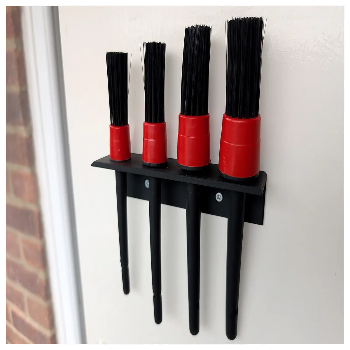 Detail Brush Shelf Hanging Bracket Wall Decor Wall Mounting Display Stand Art Showcase Modern Minimalist Shelf Accessories
