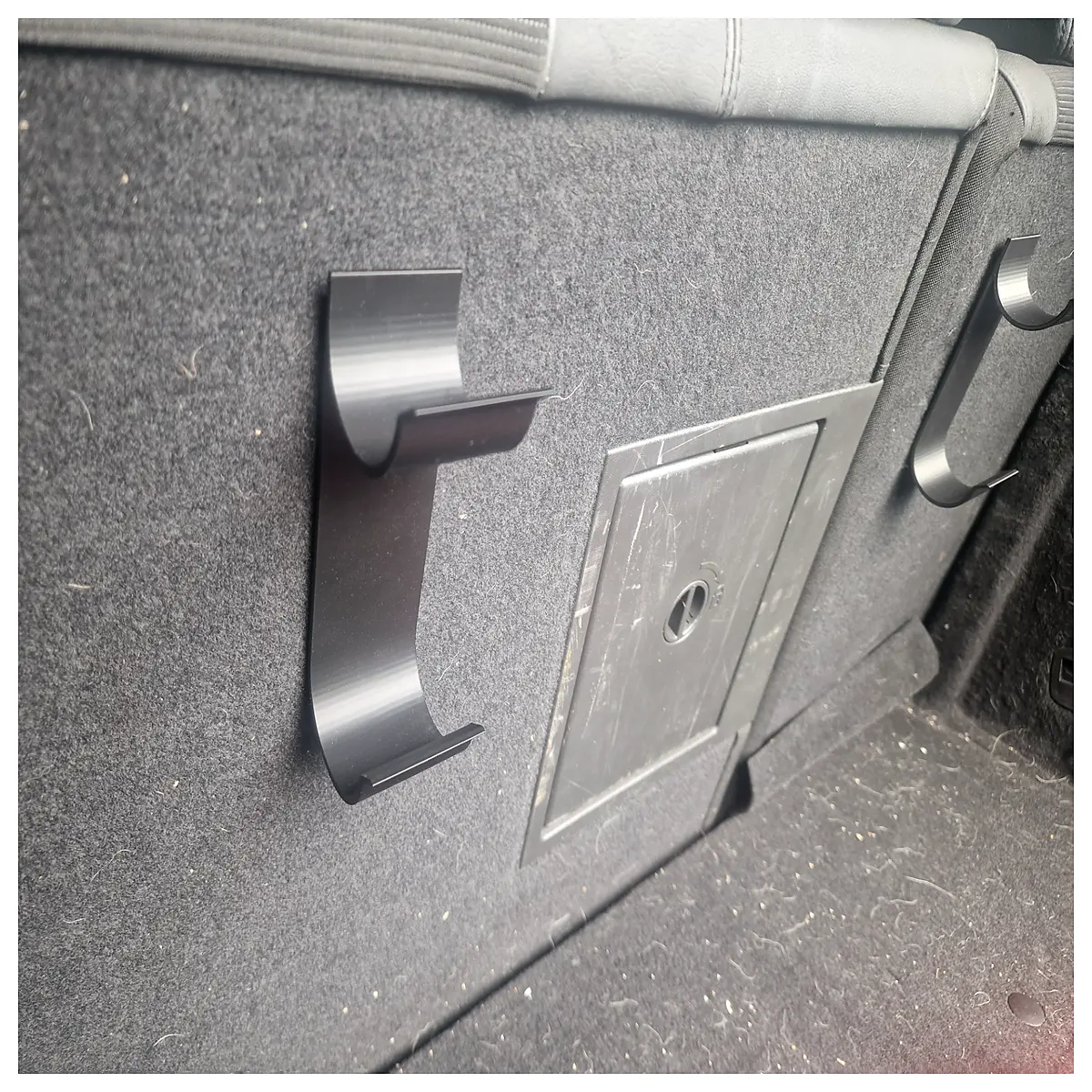 Car Trunk Umbrella Holder Installation Fixed Car Accessories Spare Tire Box Storage Car Umbrella Stand Practical