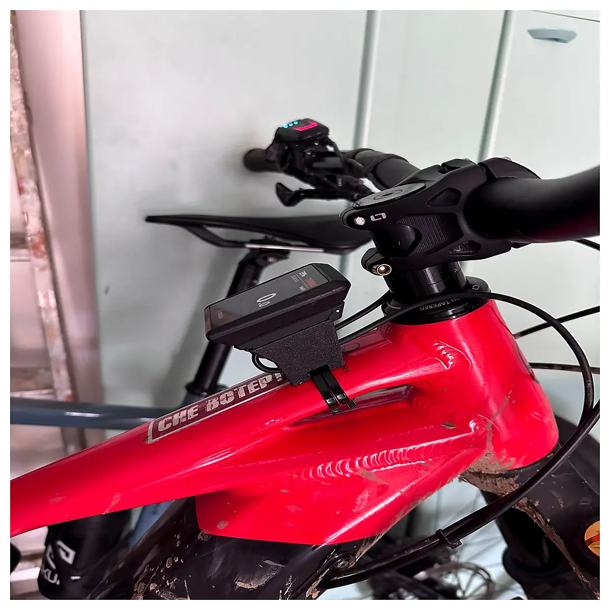 Kiox 300 Bike Frame Mount Accessory Carbon Fiber Performance Upgrade Cycling Support