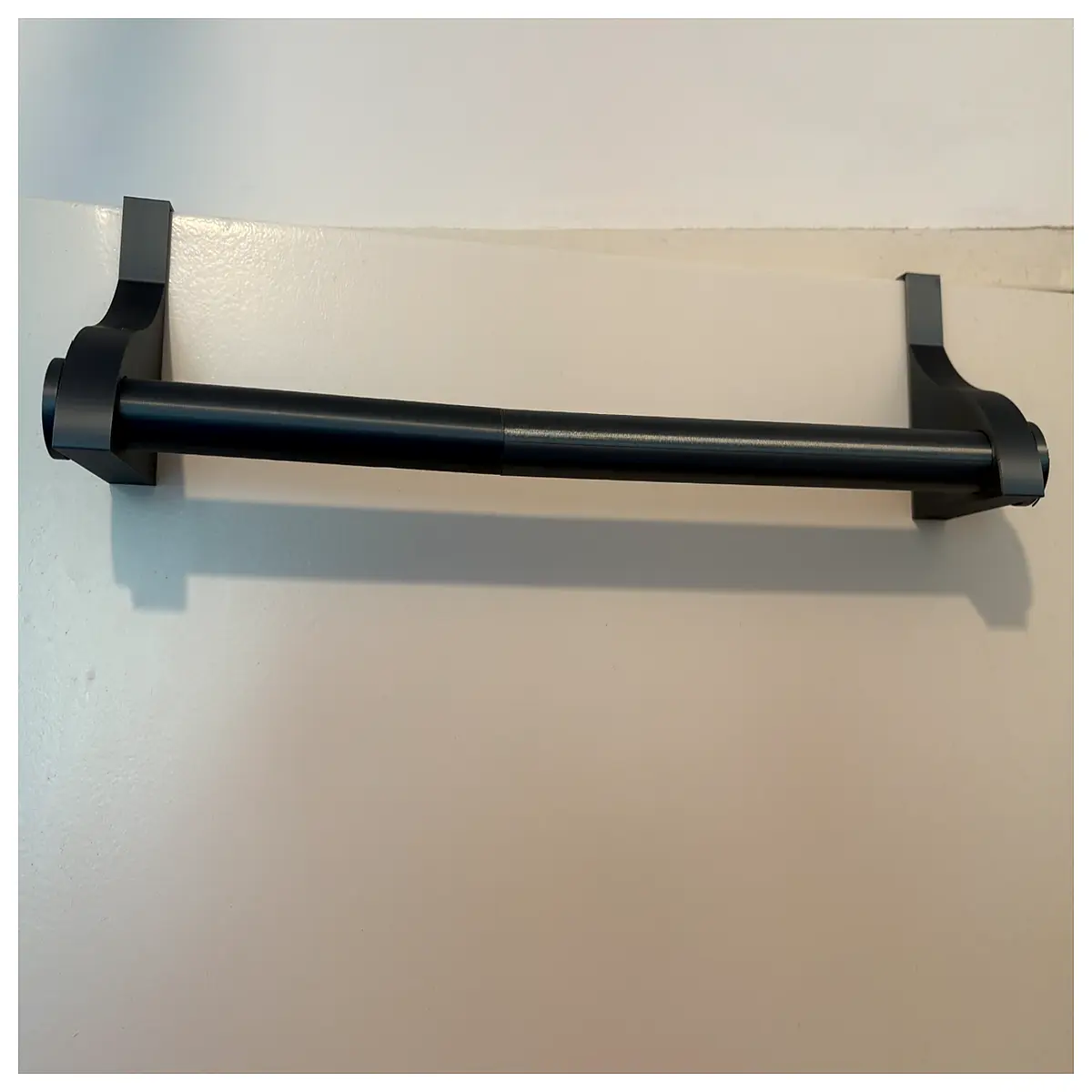 Wall Mounted Towel Rack Bathroom Shelf Kitchen Wall Organizer Simple Towel Holder Door Hanging Towel Rack