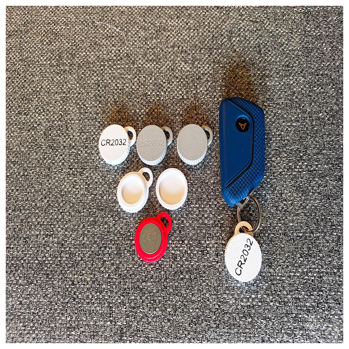 cr2032 battery keychain holder case cover for car remote fob tag organizer
