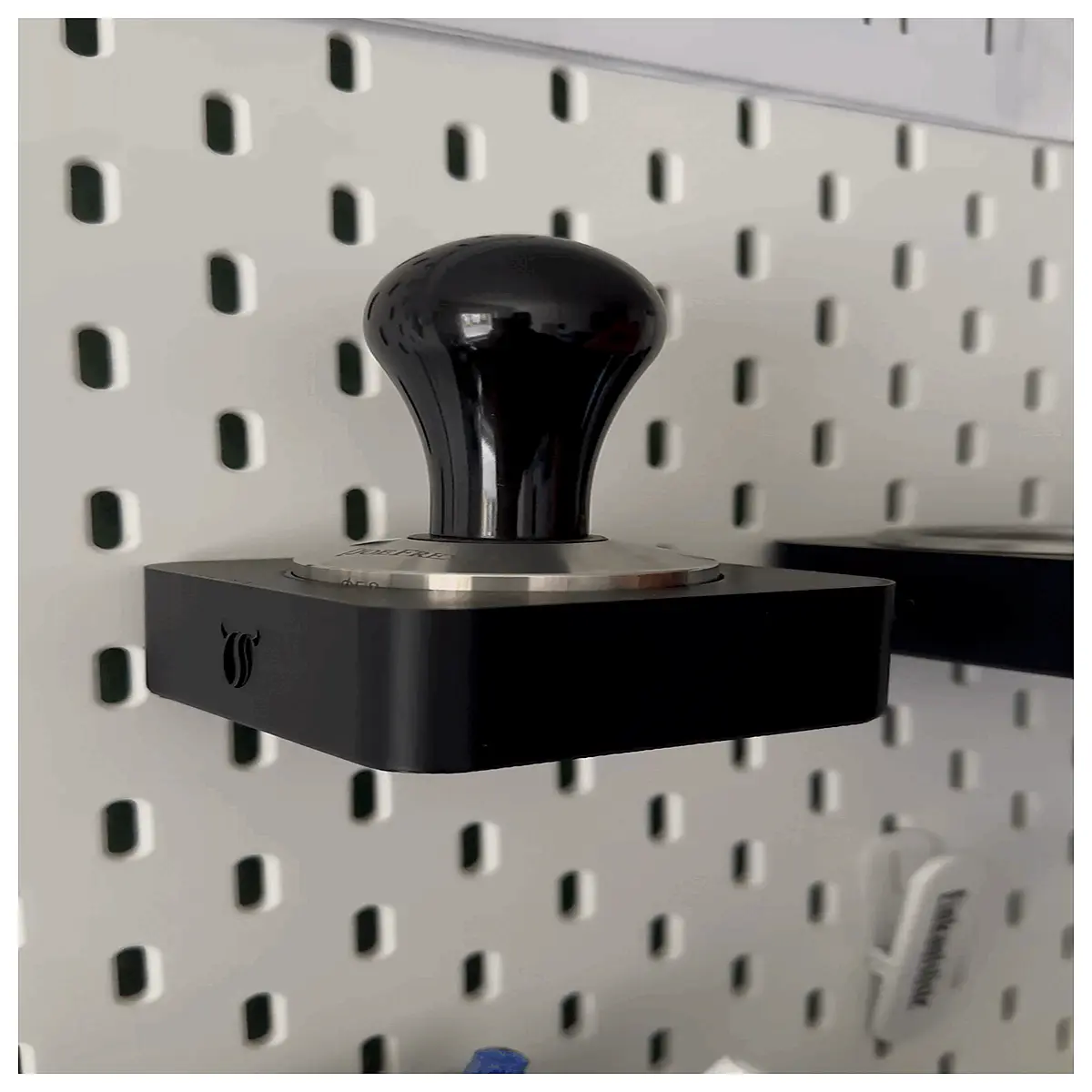 Powder Duster Holder Mount Installation Support Baking Accessories Cake Decoration Kitchen Equipment Powder Duster Holder