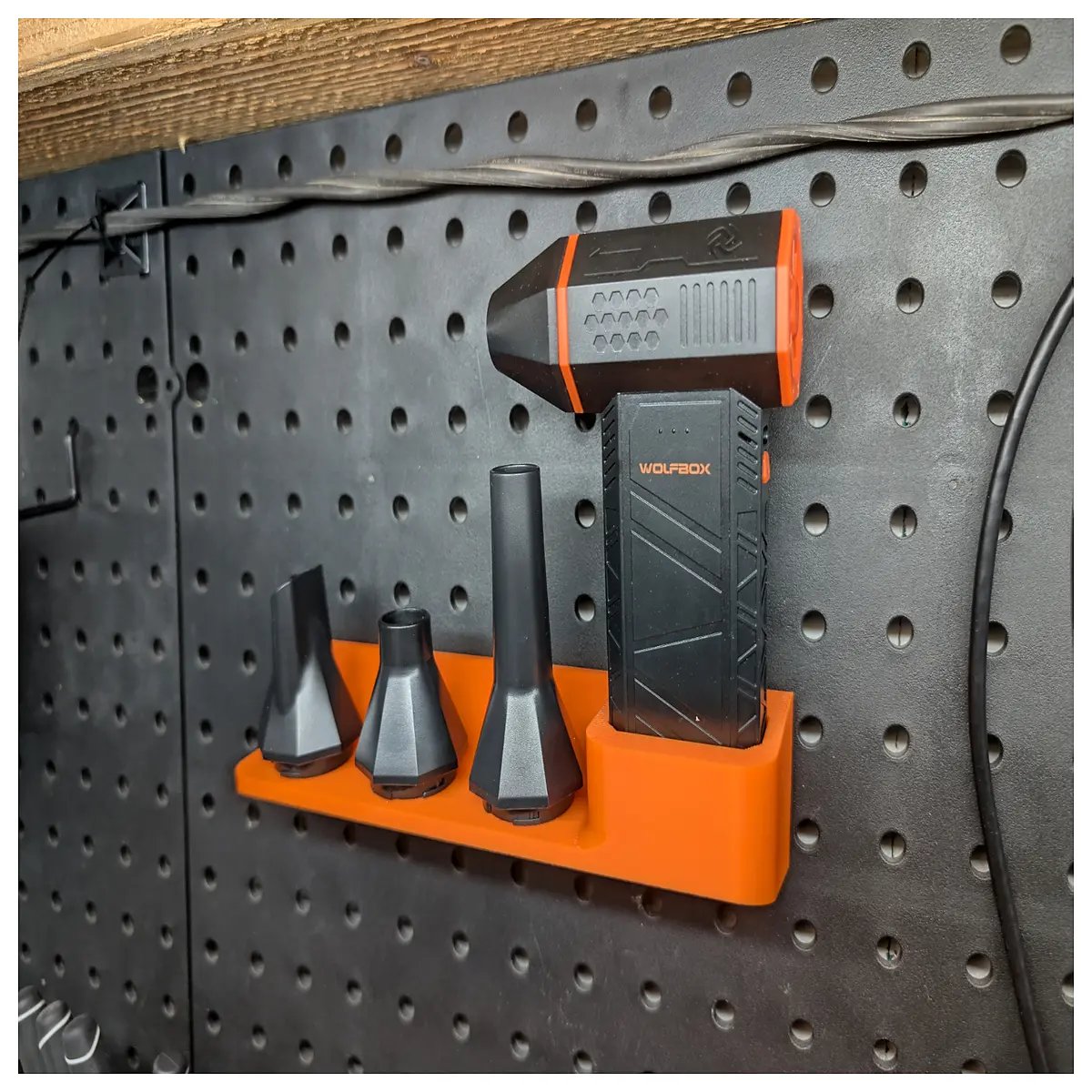 Wall Mounted Vacuum Cleaner Holder Pegboard Multi Hook Wall Storage Accessory Wall Mounting Bracket