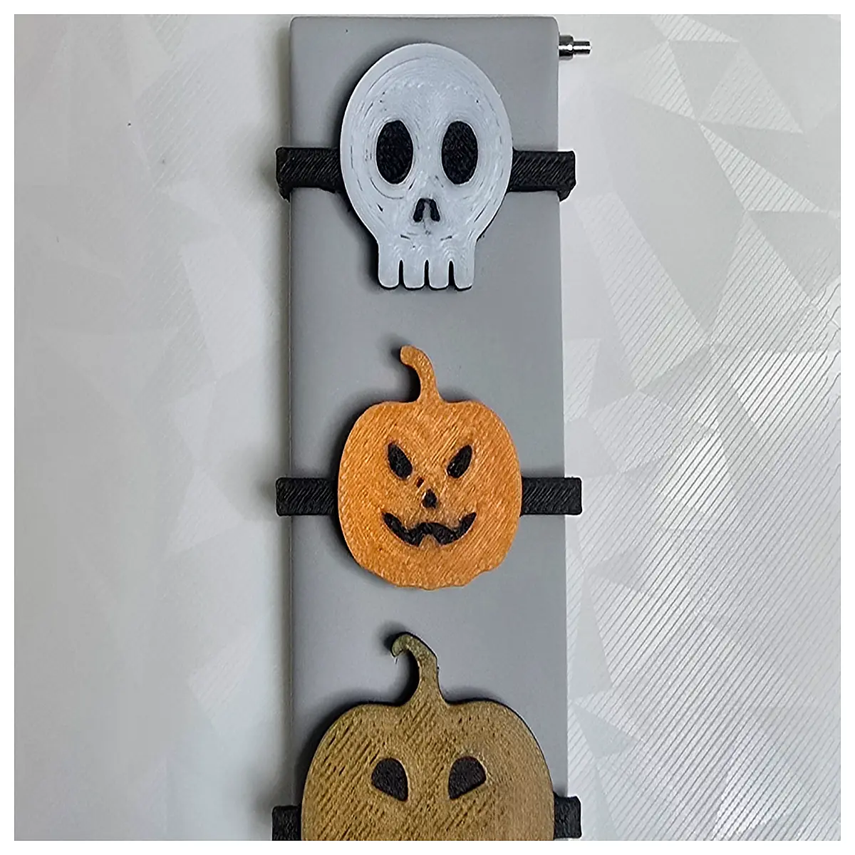 Skeleton Clock Ornament Halloween Decoration Craft Supplies Spooky Display Piece Collection Accessory Wall Decor