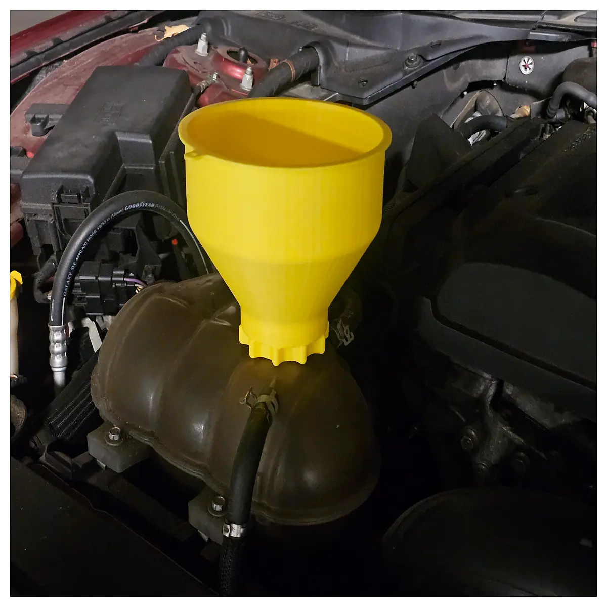Radiator Funnel Auto Cooling Accessory Funnel Water Pump Radiator Funnel Car Cooling Parts Cooling System Funnel