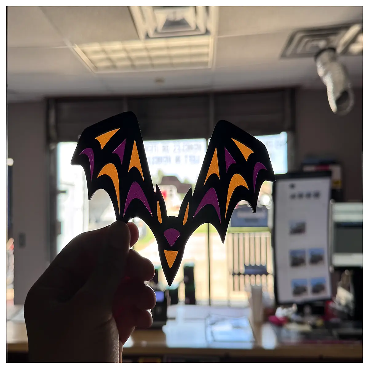 ful Bat Glass Pattern Decoration Wall Decor Bedroom Living Room Accent Creative Home Ornament Glass Art