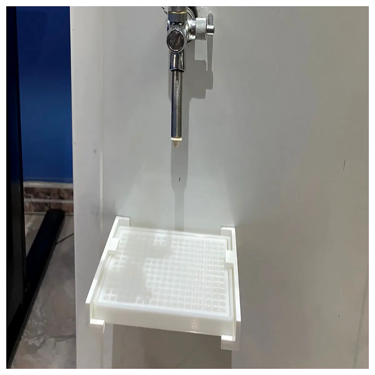 Slop Bucket with Grid Removable Beer Tray Bar Accessories Spill Prevention Drink Holder Desktop Storage