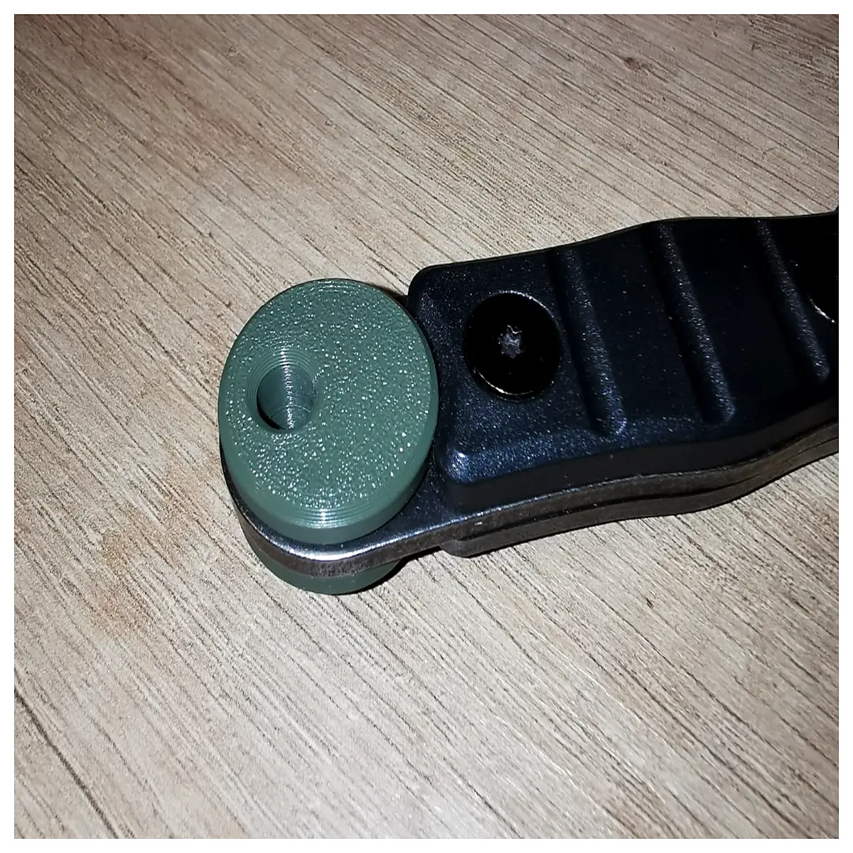 blade adapter tool holder mount for sharpening system universal sharpener attachment