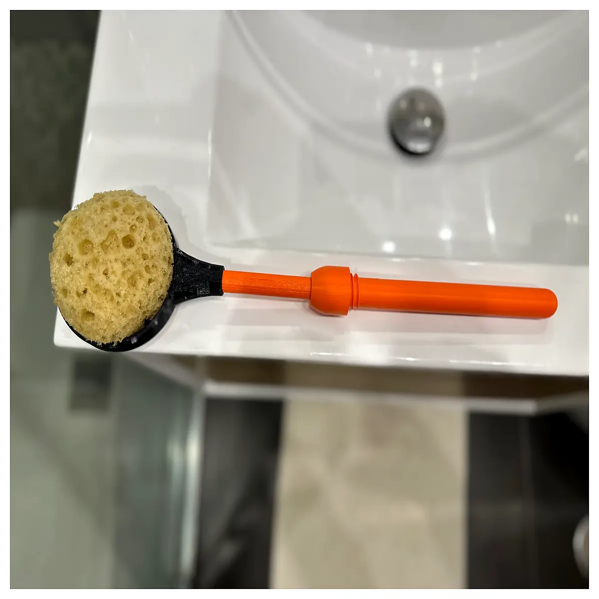 Adjustable Ergonomic Sponge Shower Brush Comfortable Cleaning Bath Brush Head Bathroom Cleaning Tool Shampoo Brush