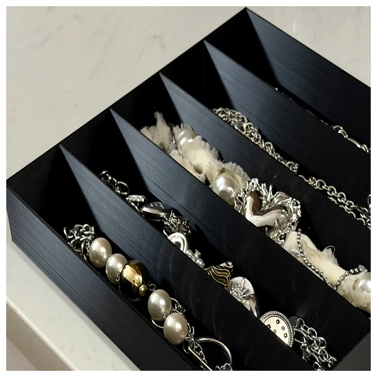 Drawer Jewelry Box Organizer Small Compact Box Minimalist Storage Jewelry Holder Space Saving Design for Small Spaces