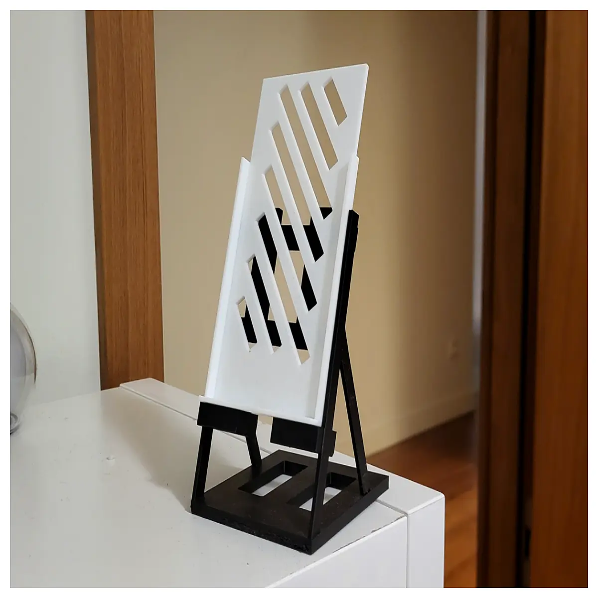 Mobile Phone Holder Car Mount Phone Stand Desktop Holder Accessories Support Android