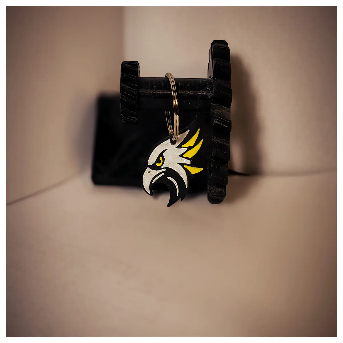 Keychain Talon Shaped Car Key Chain Hanging Key Holder Commemorative Key Accessory Car Decoration