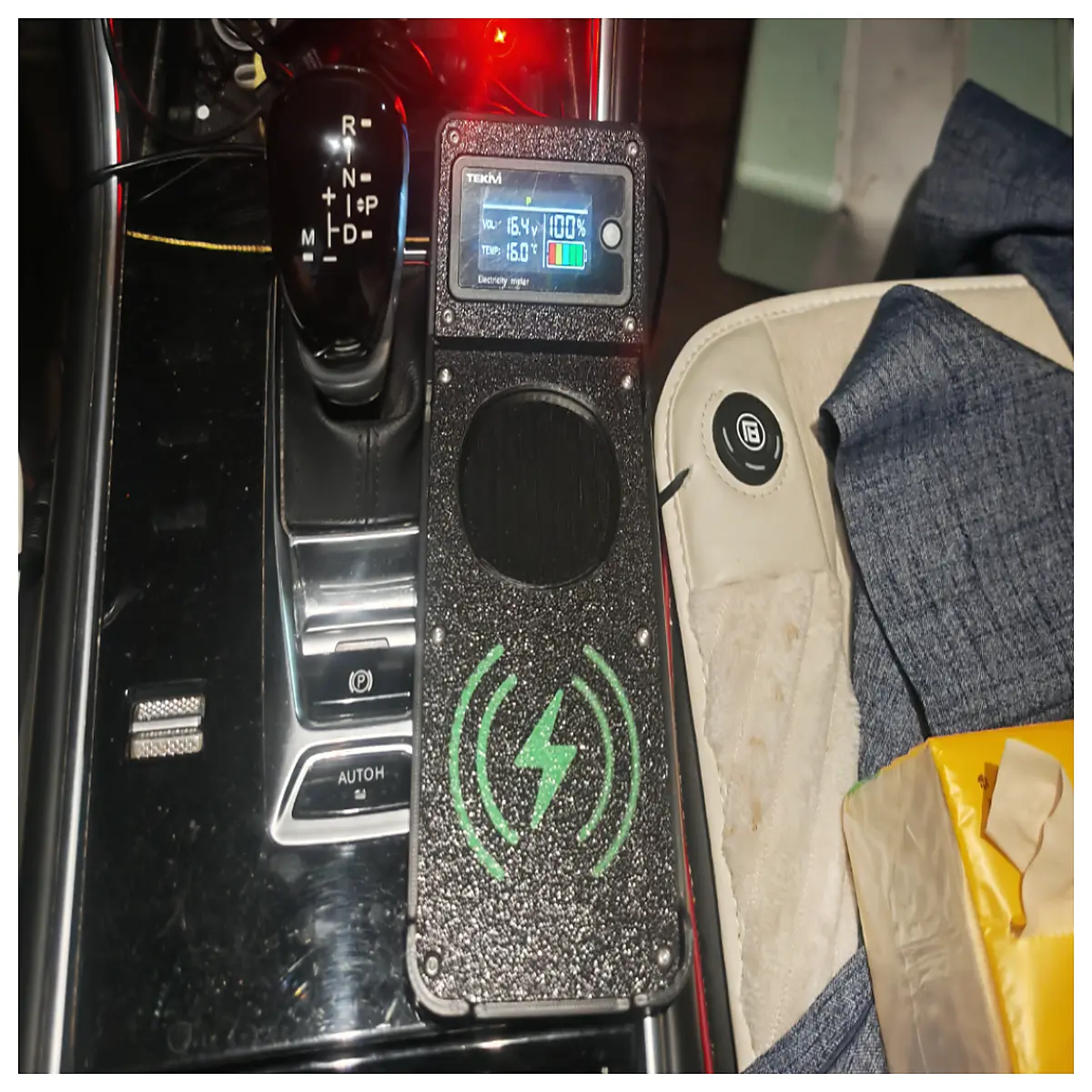 Car Charger Display Mobile Wireless Charger Car Accessories Smart Charging Vehicle Display System