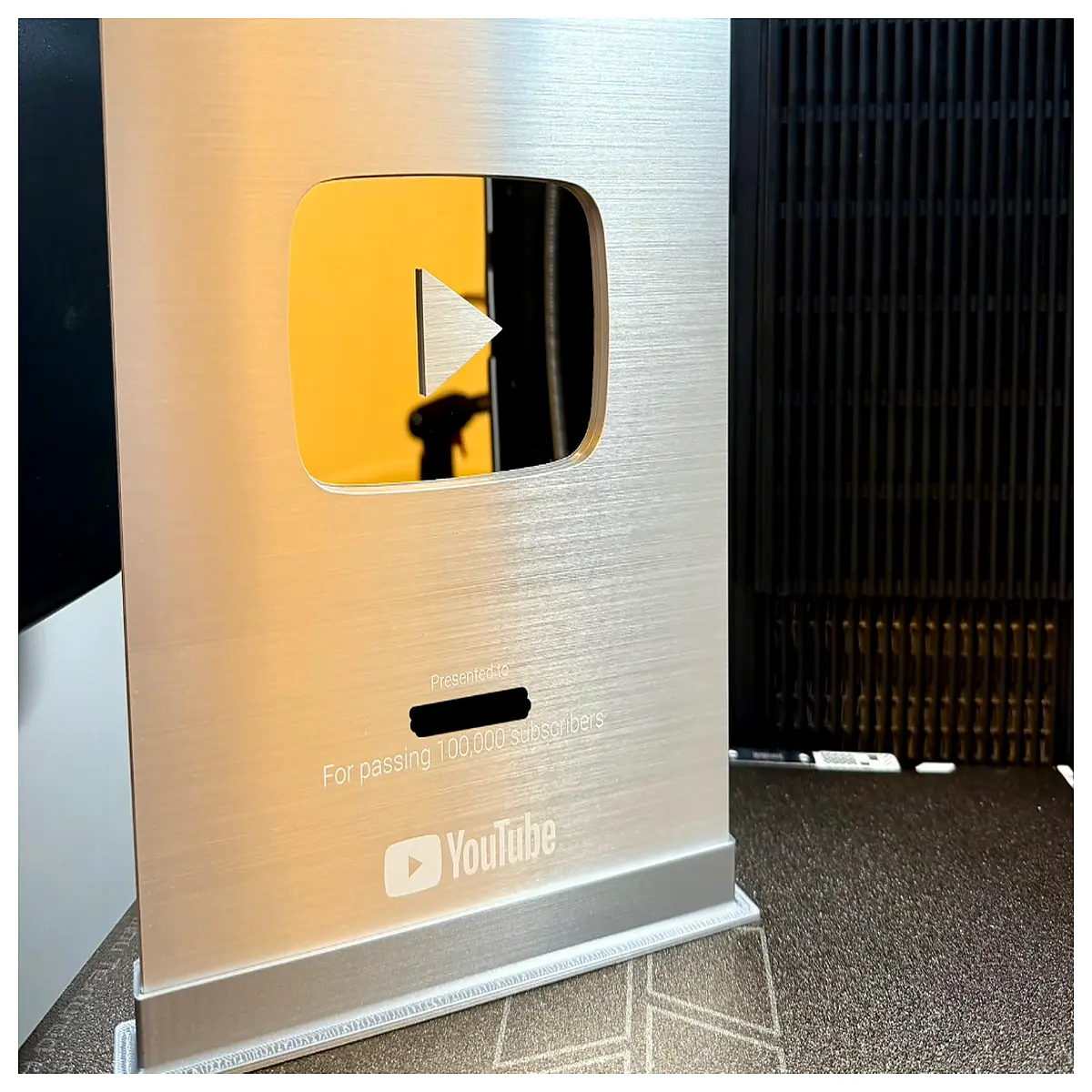 youtube silver play button holder case acrylic base for 100k subscribers award plaque