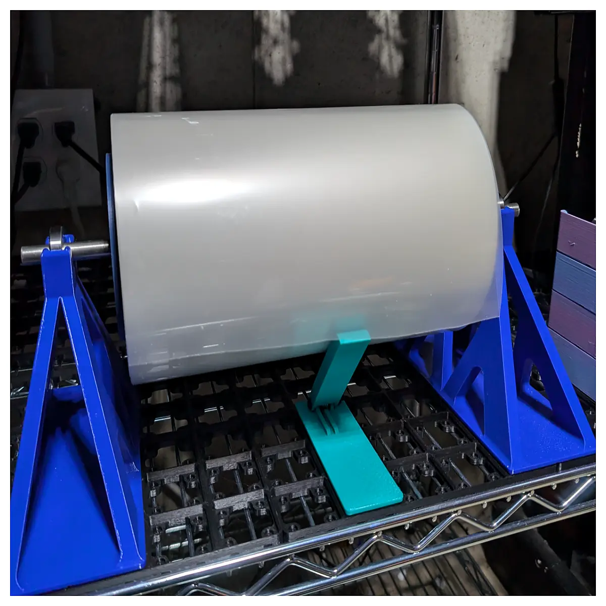 Rollable Item Organizer Desk Storage Office Organizer Electronic Component Holder Space Optimization Coil Management Part Support