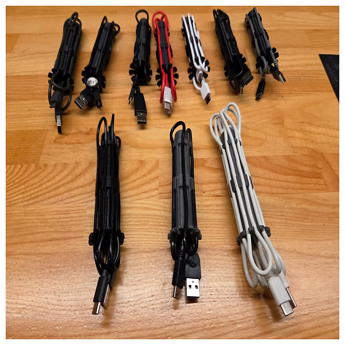 Cable Organizer 3 Layer Snowflake Cable Management Clip Wire Organizer PC Case Accessory Cable Protection Insulation Fixer