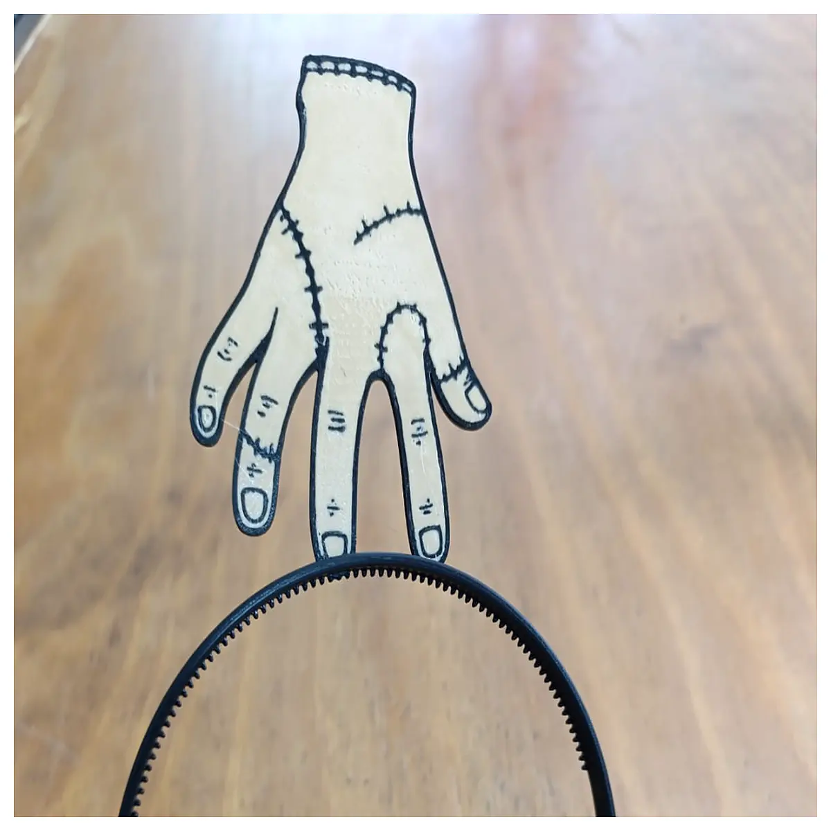 Adam s Family Finger Cuffs Finger Props for Photography Costume Stage Performance Film Accessories Roleplay Creative Props