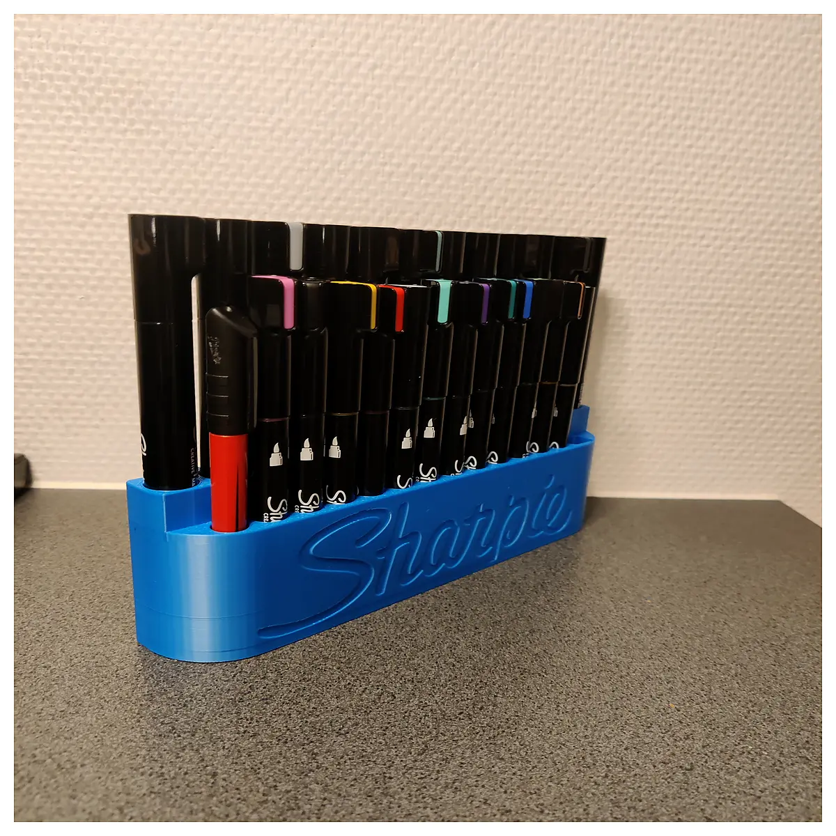 sharpie marker holder organizer desk storage for art supplies