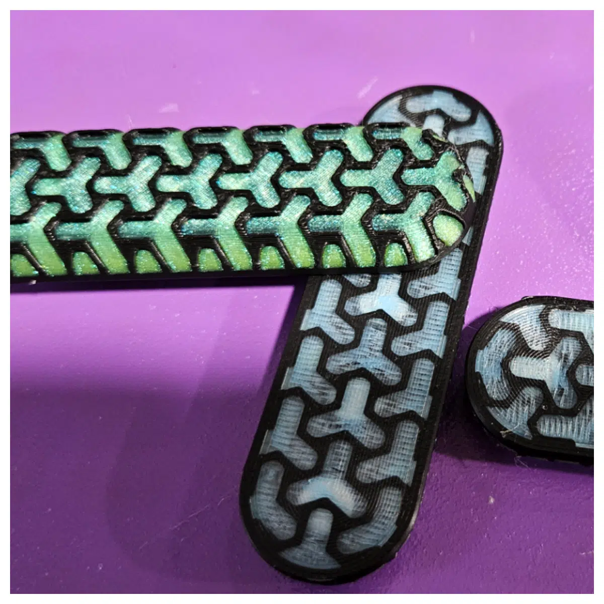 Dual Magnetic Stress Relief Grip Handle 3D Woven Phone Stand Stress Buster Mobile Accessory