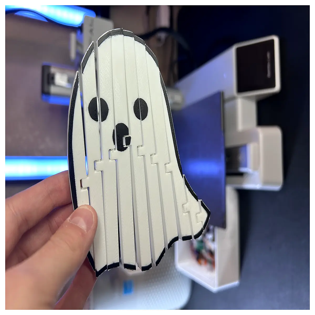 Animatronic Ghost Model Toy Realistic Ghost Decoration Roleplay Props Haunted House Scene Accessories