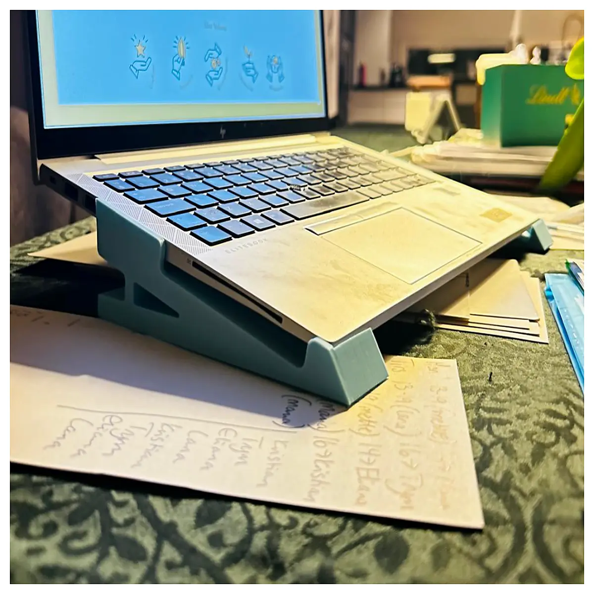 Laptop Stand Desktop Stand Computer Stand Adjustable Laptop Support Ergonomic Stand for Desk Home Office Work Study