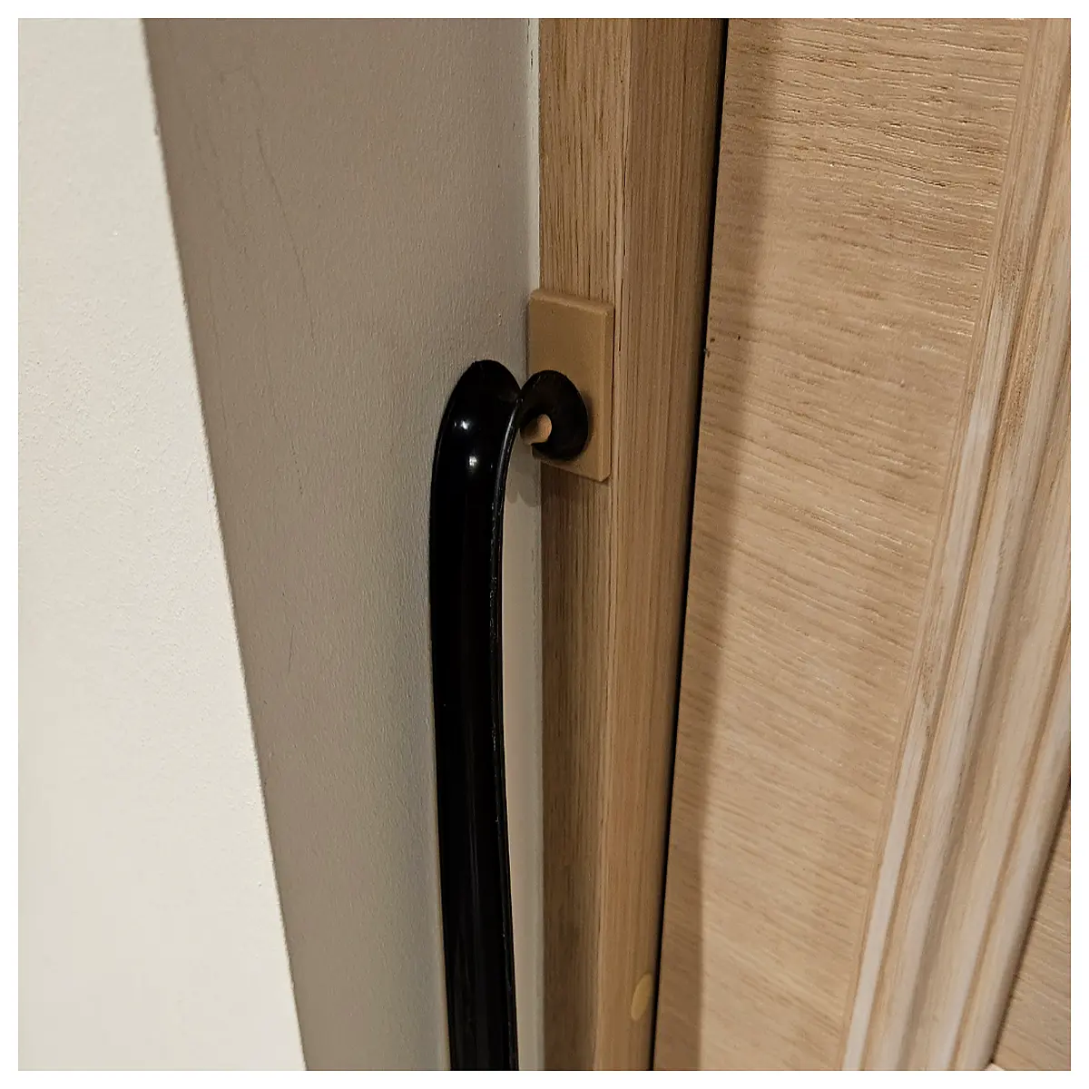 Minimalist Shoe Remover Hook Quick Shoe Retrieval Bathroom Shoe Hook Wall Mounted Shoe Holder Space Saving Shoe Rack Easy Installation