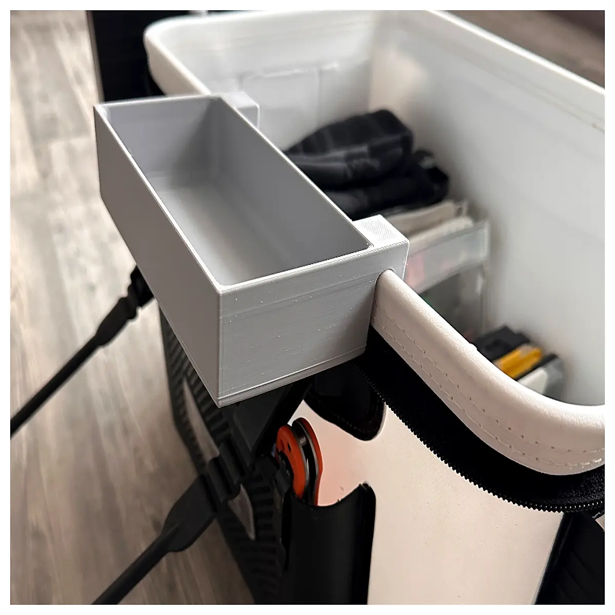 Fishing Tackle Tray Storage Bucket Clip Lock System Fishing Gear Organizer Boat Tackle Accessories