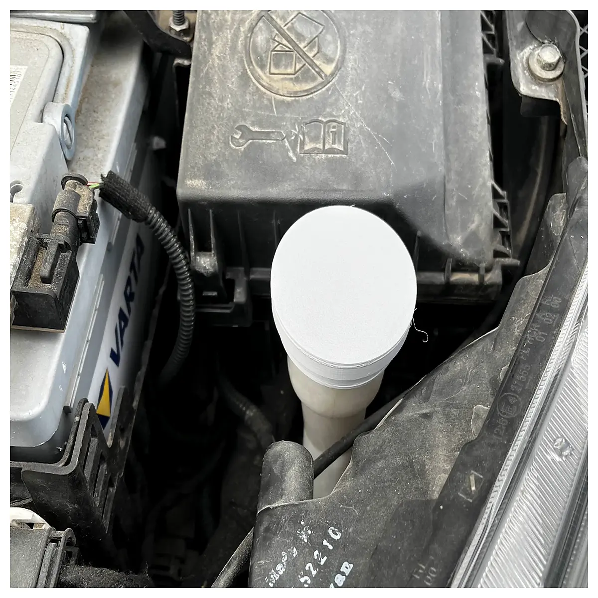 AWT Windshield Washer Fluid Reservoir Cap Automotive Washer Bottle Cap Replacement Parts Washer Fluid Cover