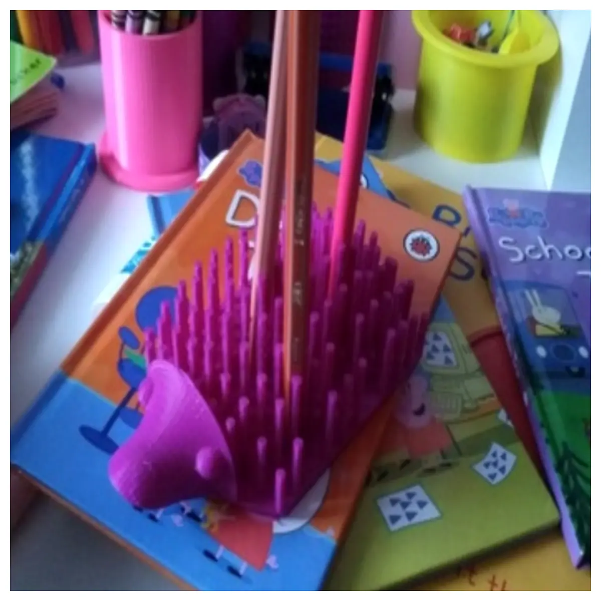 Hedgehog Pencil Holder Creative Writing Tool Drawing Portable Pen Case Student Learning Supplies Desk Decoration Cute Animal Figurine