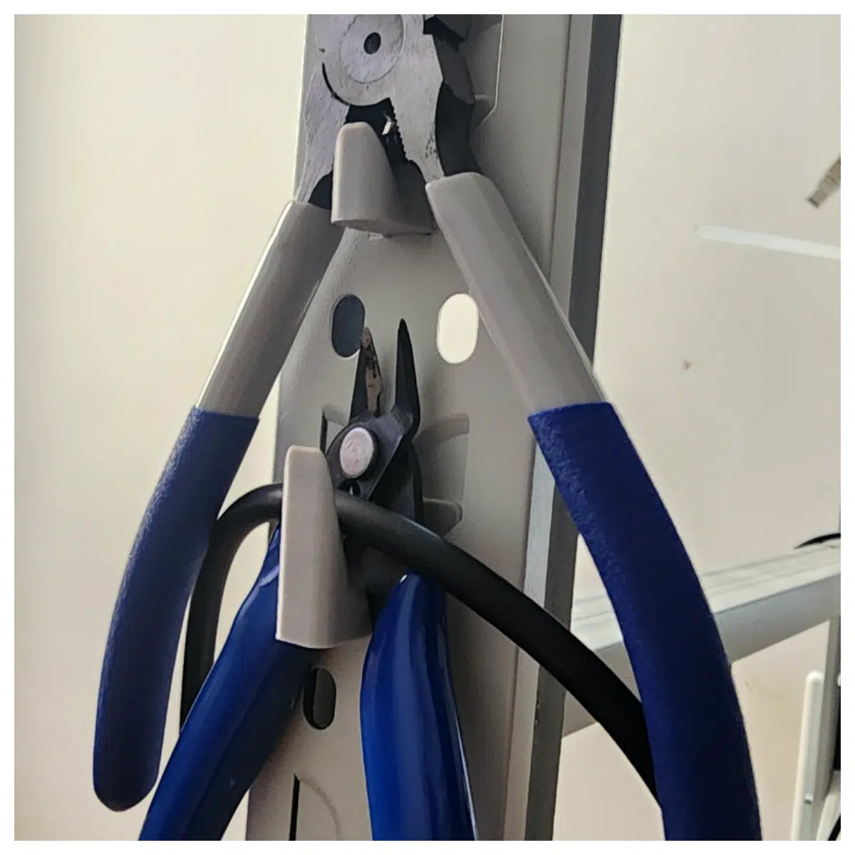 Shelf Hooks Extender Long Adjustable Height Display Shelf Support Kitchen Cabinet Accessories Extended Hook Holder