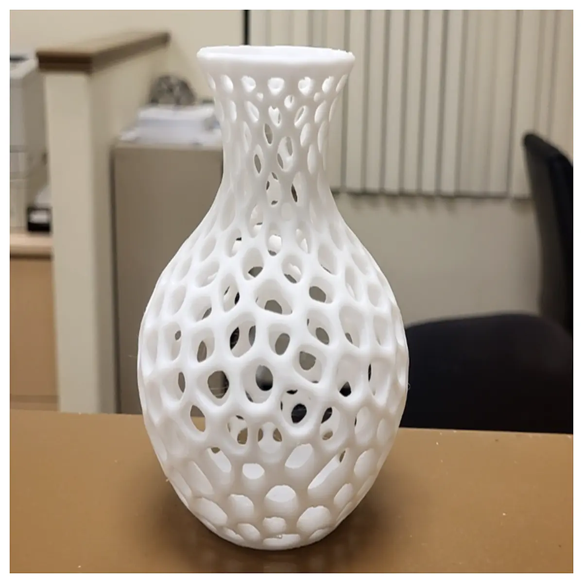 Modern Voronoi Vase Decor Home Art Sculpture Decorative Object Creative Friends Family Art Vase