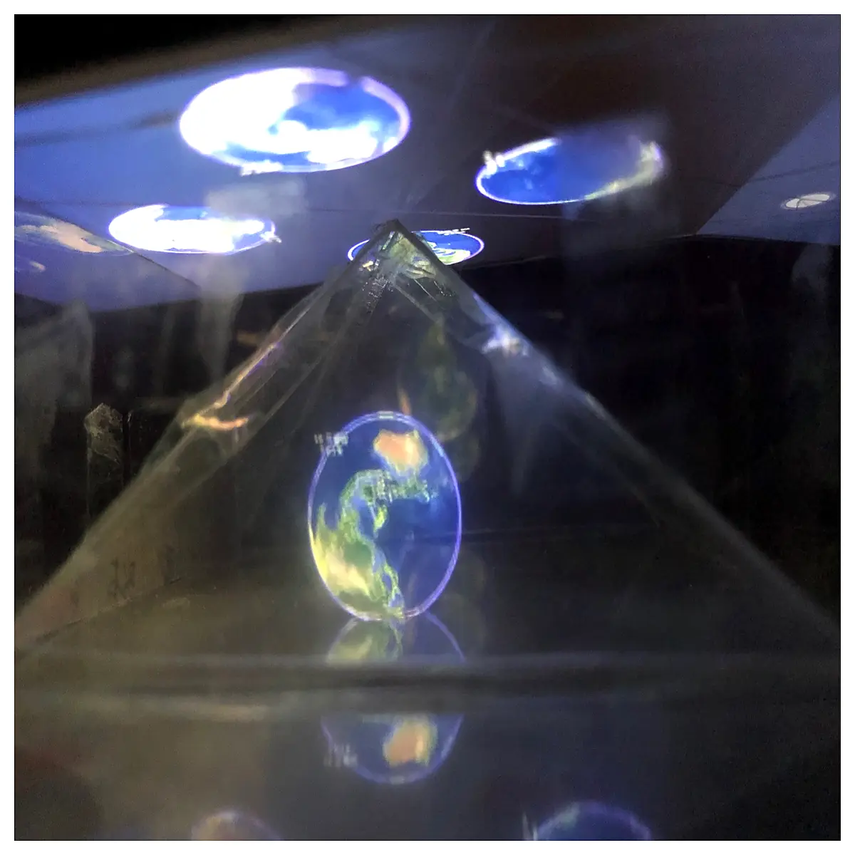 Hologram Projector Accessories Projection Display System Outdoor Display Visual Effects Enhancement Projector Equipment Parts
