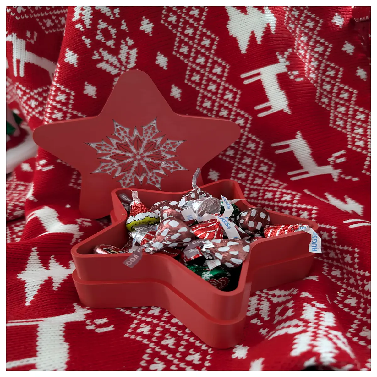 christmas star box gift packaging festive holiday present container decorative star shaped box for ornaments and treats