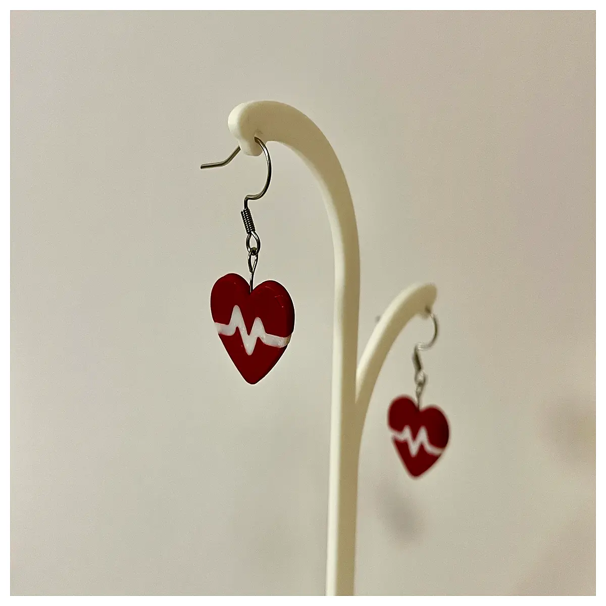 Heartbeat Earrings Women s Bluetooth Heartbeat Earbuds Running Fitness Music Rhythm Vibration Earrings Pulse Earbuds