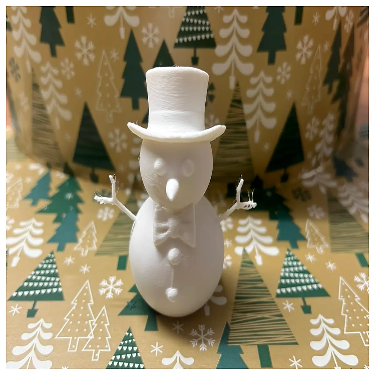snowman top hat decoration festive winter yard ornament holiday garden statue xmas party prop snowman with bowler hat