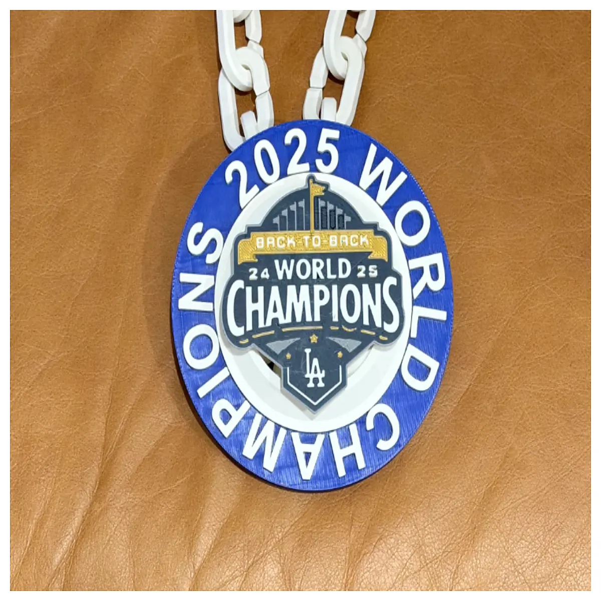 Dodger World Series Rotating Chain Baseball Gear Sports Accessories Game Memorabilia