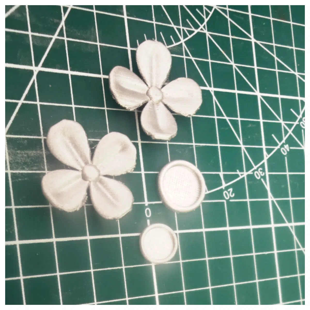 Floral Round Ornament Set Tile Decoration Wall Decor Flower Art Accessories Home Decoration Ornament Parts