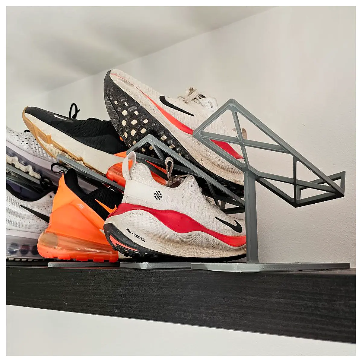 Ultra Lightweight Shoe Rack Simple Standing Display Shelf Indoor Shoe Storage Space Saving Home Organization
